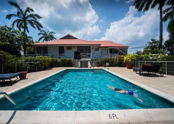 Harbour View Vacation Apartments